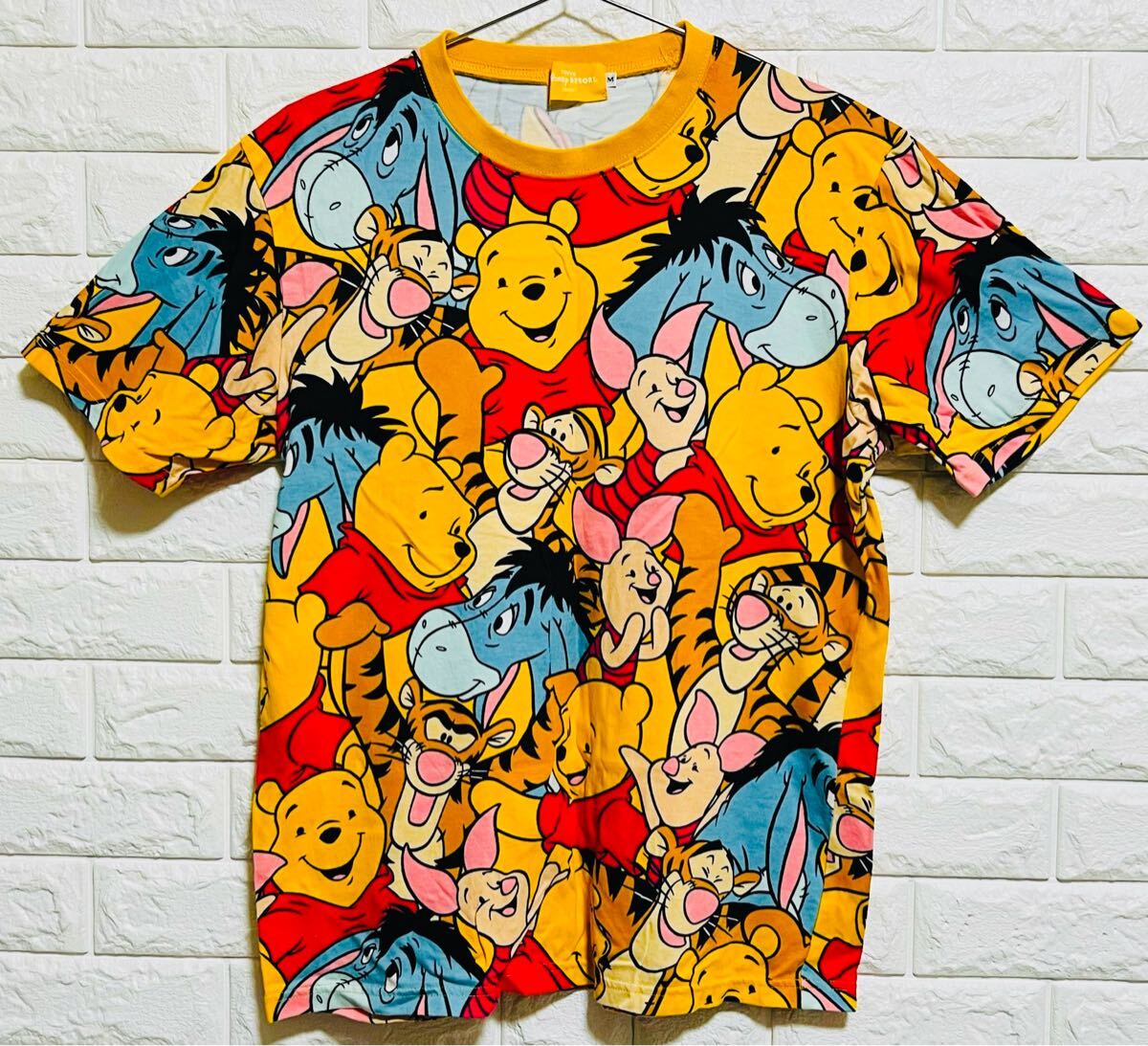 ディズニー　プーさんと仲間達 総柄 Tシャツ 半袖 男女兼用 DISNEY M