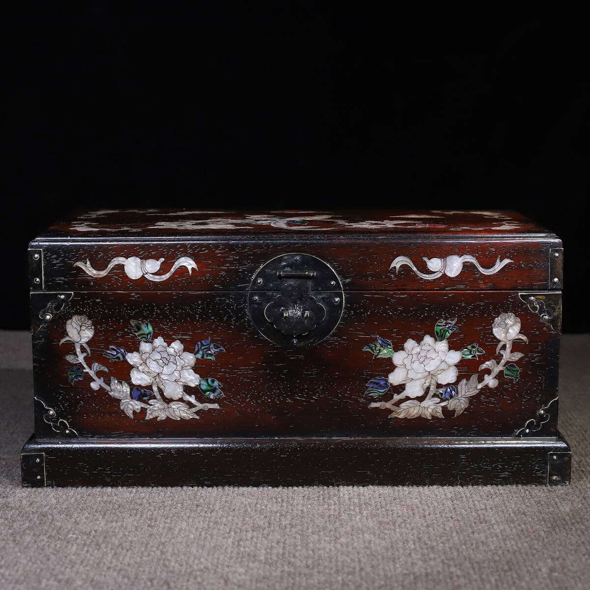 {$data['title']拍卖