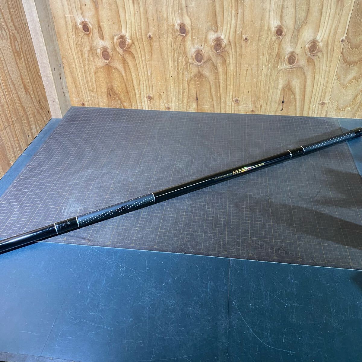 F1【16446Q012】HYPER 磯 玉綱 45 柄のみ 約395cm 現状品 タモ網 玉網 釣り フィッシング 海 堤防 伸縮 折り畳み 持ち手 