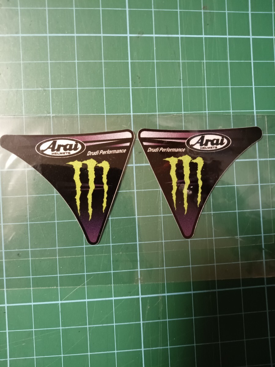 ヘルメットシールドステッカー　モンスターエナジー