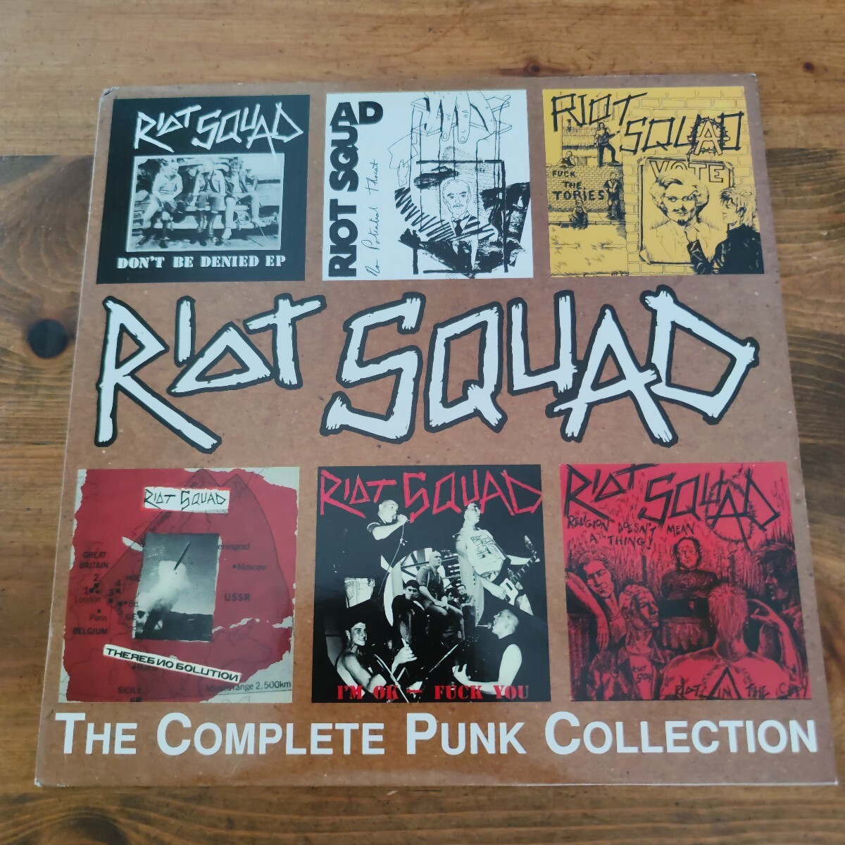 中古レコード　RIOT SQUAD/THE COMPLETE PUNK COLLECTION パンク　 LP