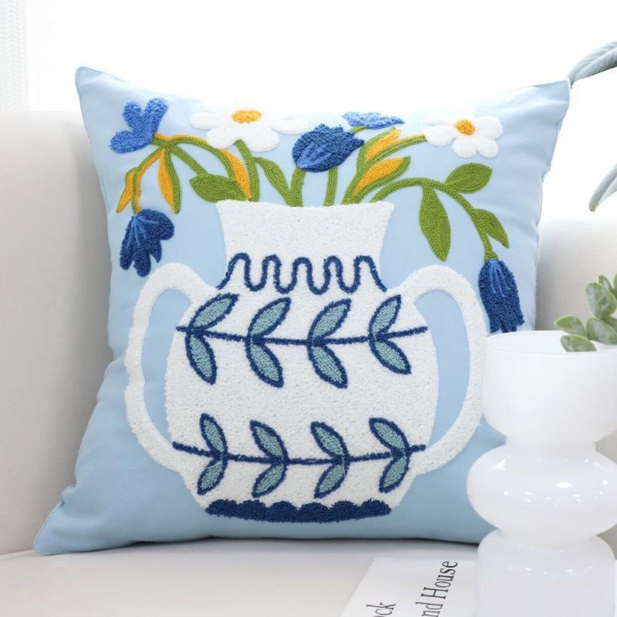 クッションカバー　花柄　ブルー　青　可愛い　厚手　高級感　立体刺繍　インテリア雑貨 45cmX45cm 1枚　エレガント　飾り