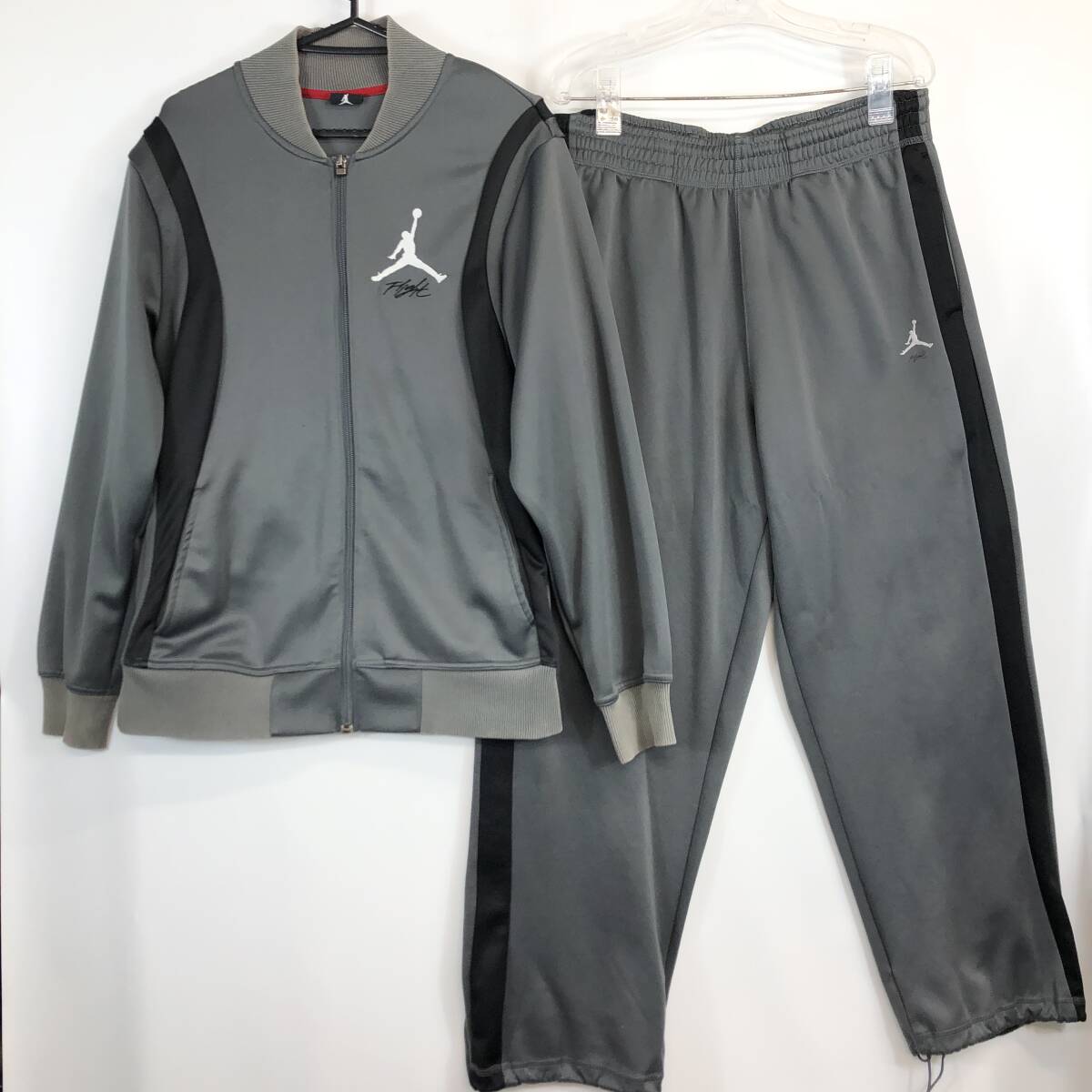 ナイキ エアジョーダンNIKE AIR JORDAN IV RETRO 4 FLIGHT セットアップジャージ Mサイズ グレー系 483315/483317