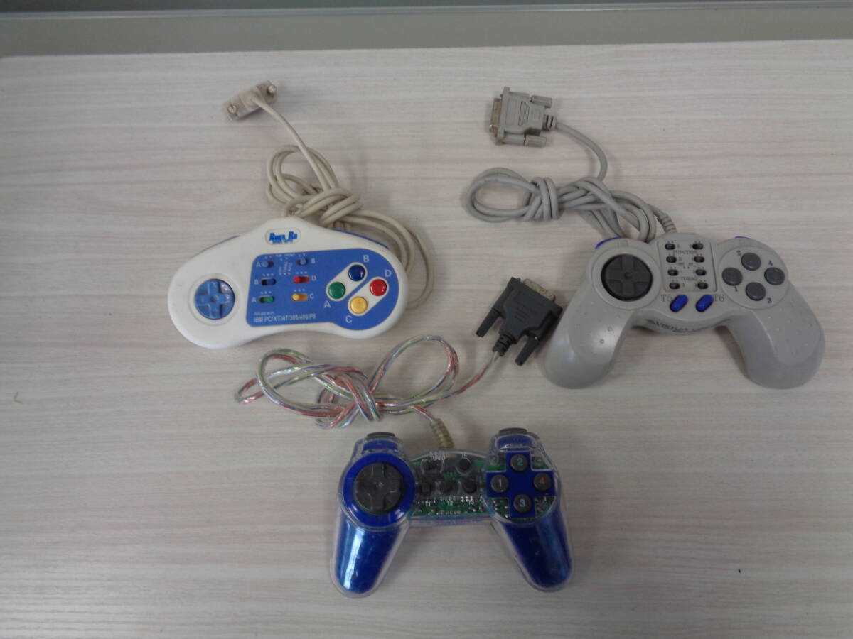 C3039　サンワサプライ　JY-DV22BL　シースルーゲームパッド / ゲームパッド JY-DV13 / VIRTUA GRIP USBゲームパッド / ①C-3 / ①サイズ