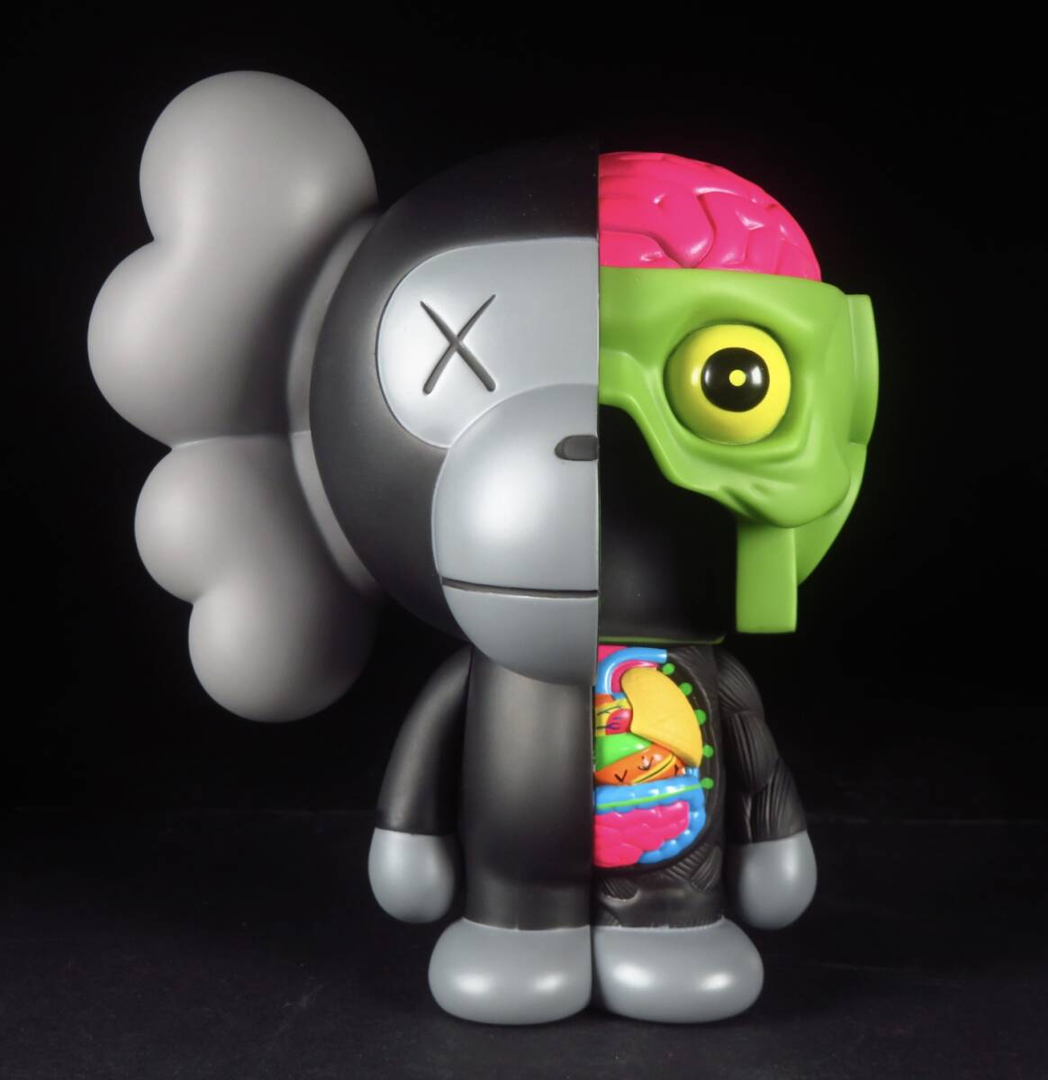 【SAKURAYA】MEDICOM TOY 11SS【OriginalFake×A BATHING APE×KAWS MILO】エイプ カウズ コラボ 人体模型マウロフィギュア 共箱 レア物①