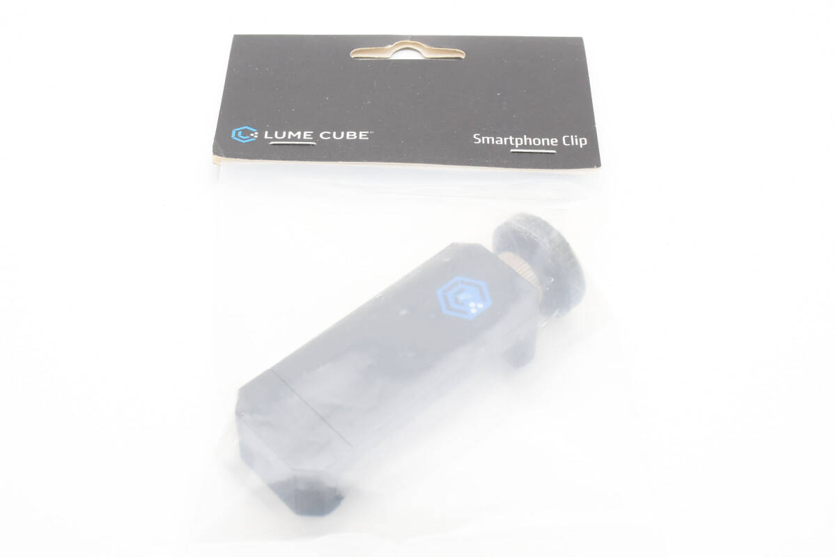 ★☆ 新品！ LUME CUBE Smartphone 軽量ポータブルスマートフォンクリップ ブラック ★☆