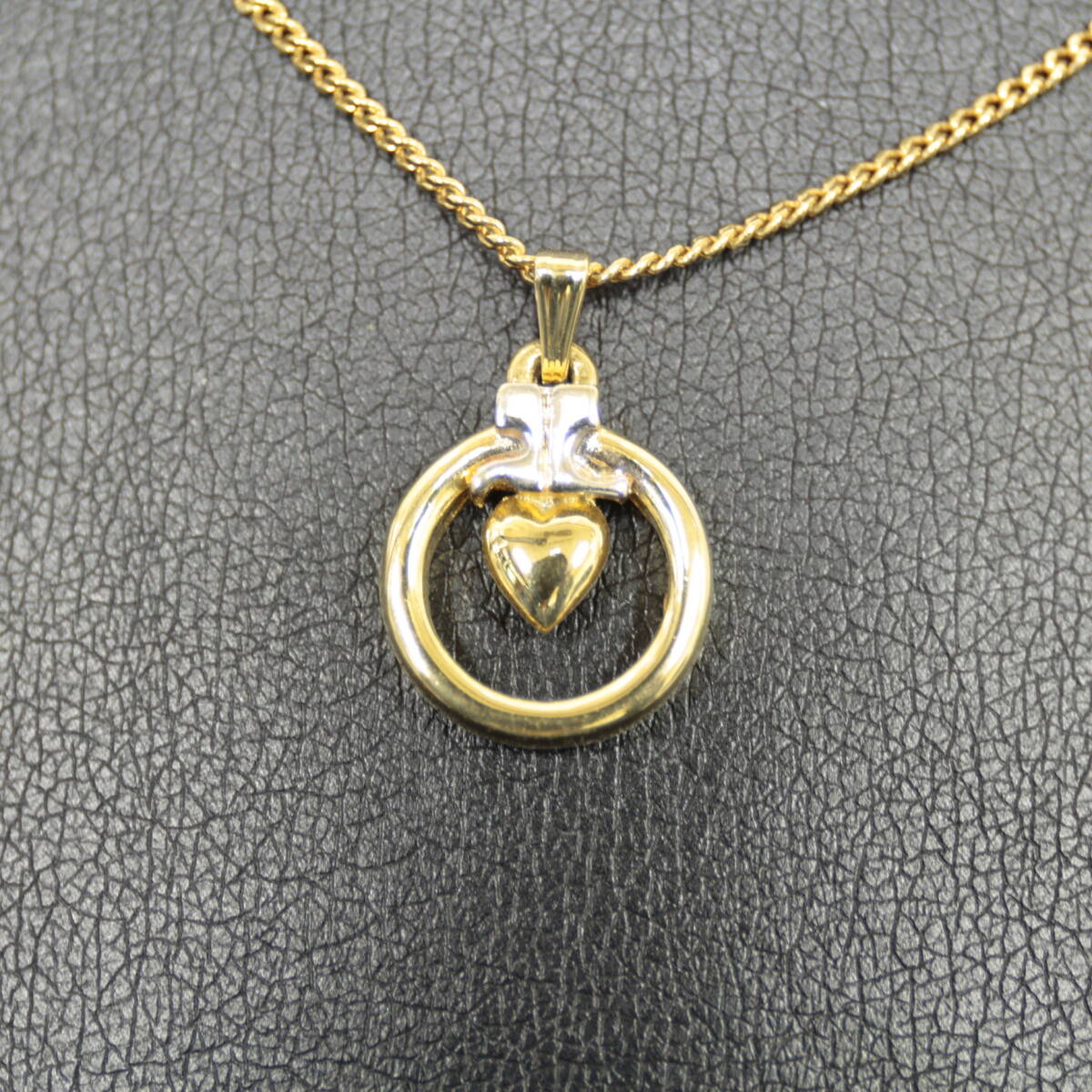 Courrges クレージュ ブランドロゴ ハート ゴールドカラー ネックレス ペンダント アクセサリー 2408-N0023M(NT)