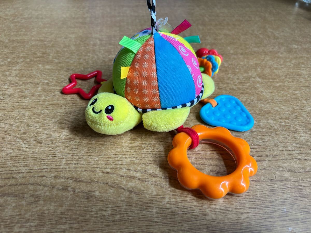 カメのおもちゃ　チャイルドシート　ベビーカー
