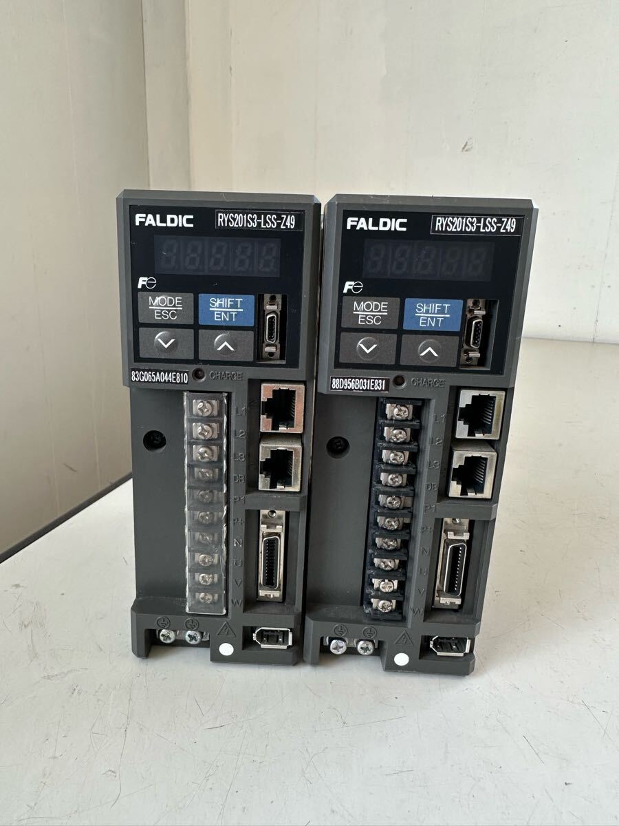 FALDIC サーボアンプ RYS201S3-LSS-Z49 計2点　動作未確認