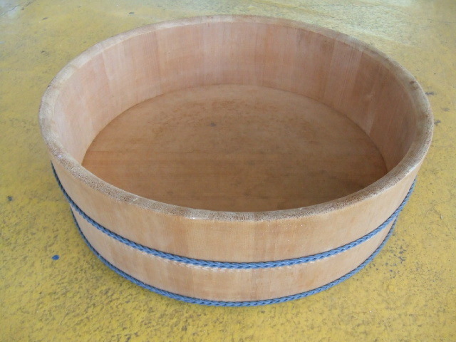 寿司桶、飯切、直径４1,5cm、高さ１2,5cm、板厚1,5cm、木製 美品