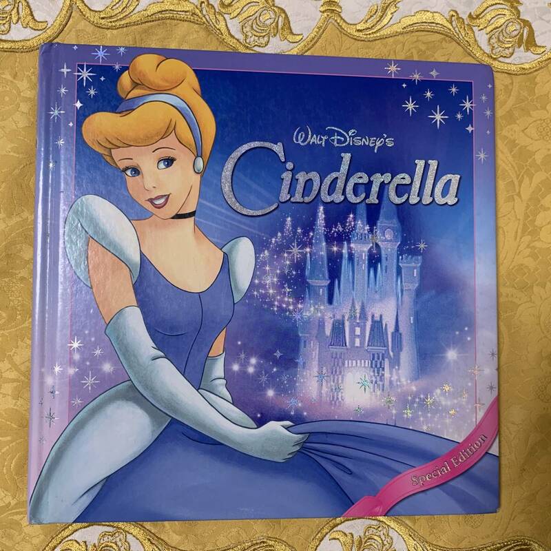★【USED】英語絵本 Walt Disney's Cinderella Special Edition ウォルトディズニーのシンデレラ ハードカバー