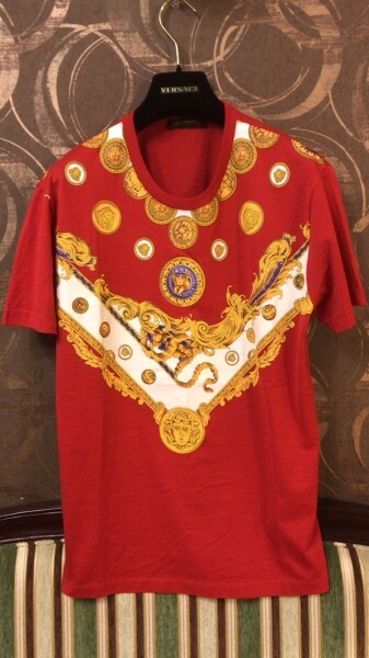 高級ライン◆極美品◎2018/ VERSACEファーストライン コインメデューサ 旧正月デザインTシャツ ヴェルサーチ ベルサーチ