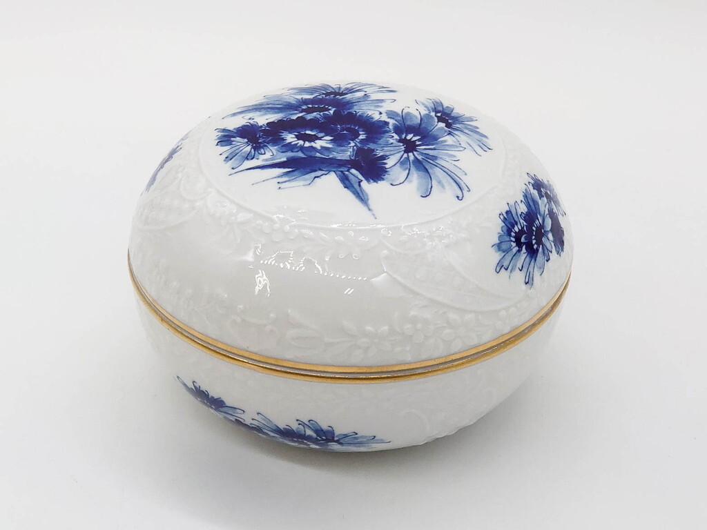 R-081294　ドイツ　マイセン　Meissen　ブルーフラワー　金彩　小物入れ(蓋物、ボックス、キャンディーポット、ボンボニエール、磁器)