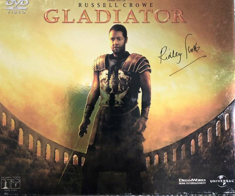 美品　グラディエーター　 GLADIATOR　ラッセル・クロウ　コンパクトケース収納