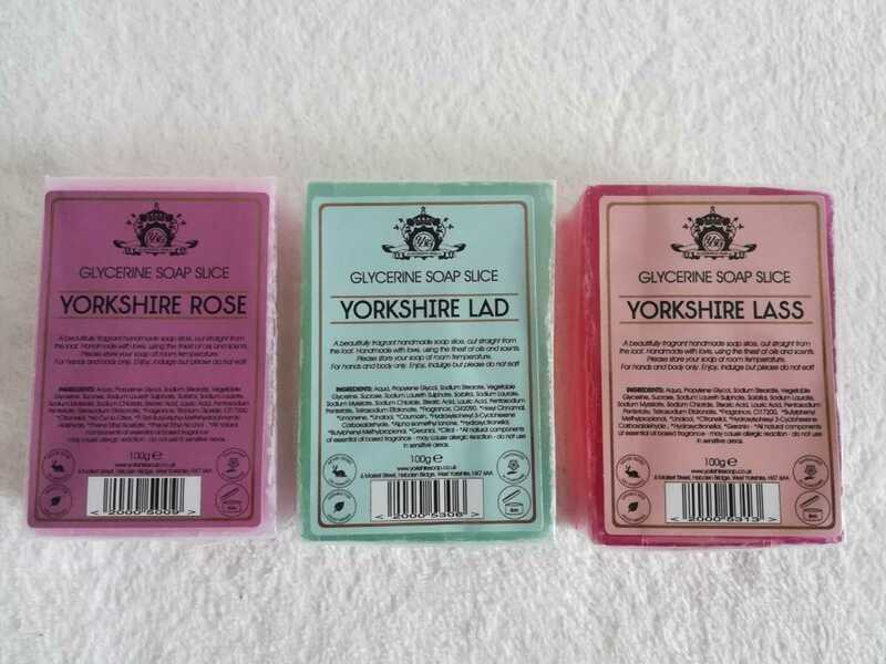 イギリス土産グリセリンソープで有名なYORKSHIRE SOAPヨークシャーソープ3個セット！ ROSE/LAD/LASS