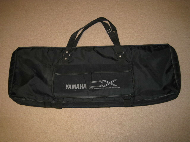 凄いおまけ付 往年の名器 YAMAHA 純正 DX7ⅡFD・DX7ⅡD・DX7S用 ソフトケース