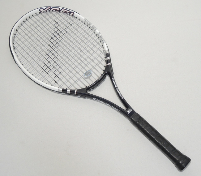 Slazenger（スラセンジャー）／硬式テニス用ラケット XCEL TOUR 100 ／管QPVE