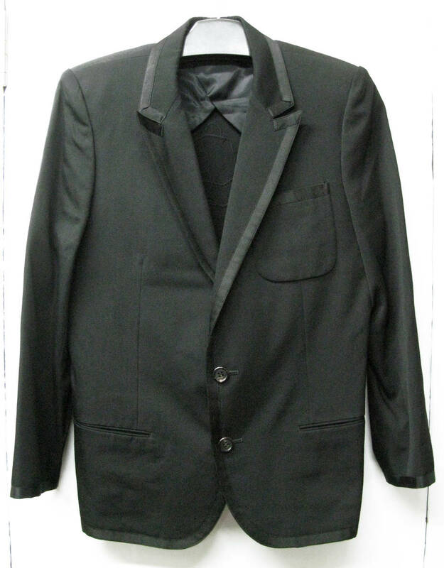 アンダーカバー UNDERCOVER ： シルク別布付き 背刺繍 ジャケット （ タキシード 刺繍 アーカイブ UNDERCOVER jacket