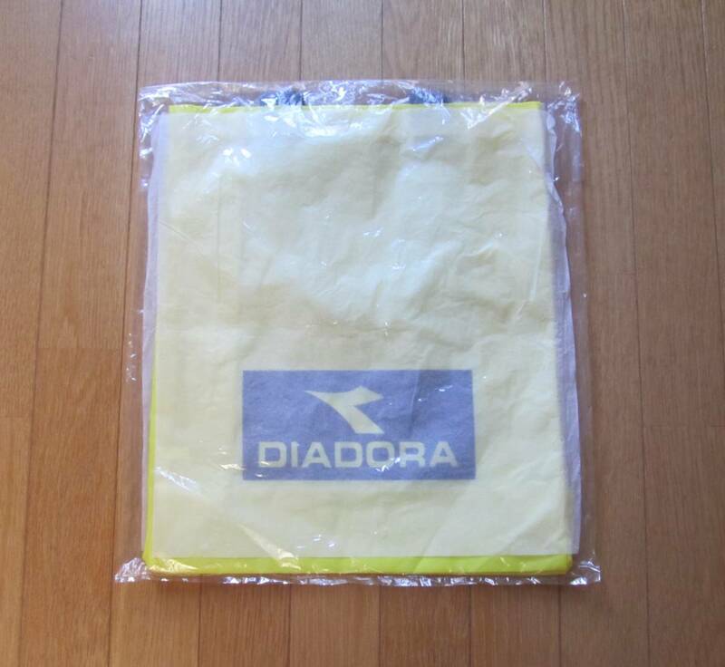 新品未開封！入手困難！DIADORA×UNION(ディアドラ×ユニオン)のバッグ