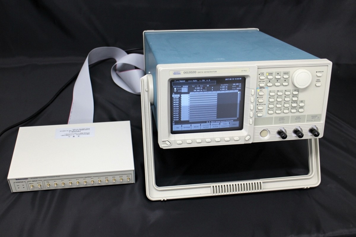 【正常動作品】Tektronix DG2020 200MHz データジェネレータ
