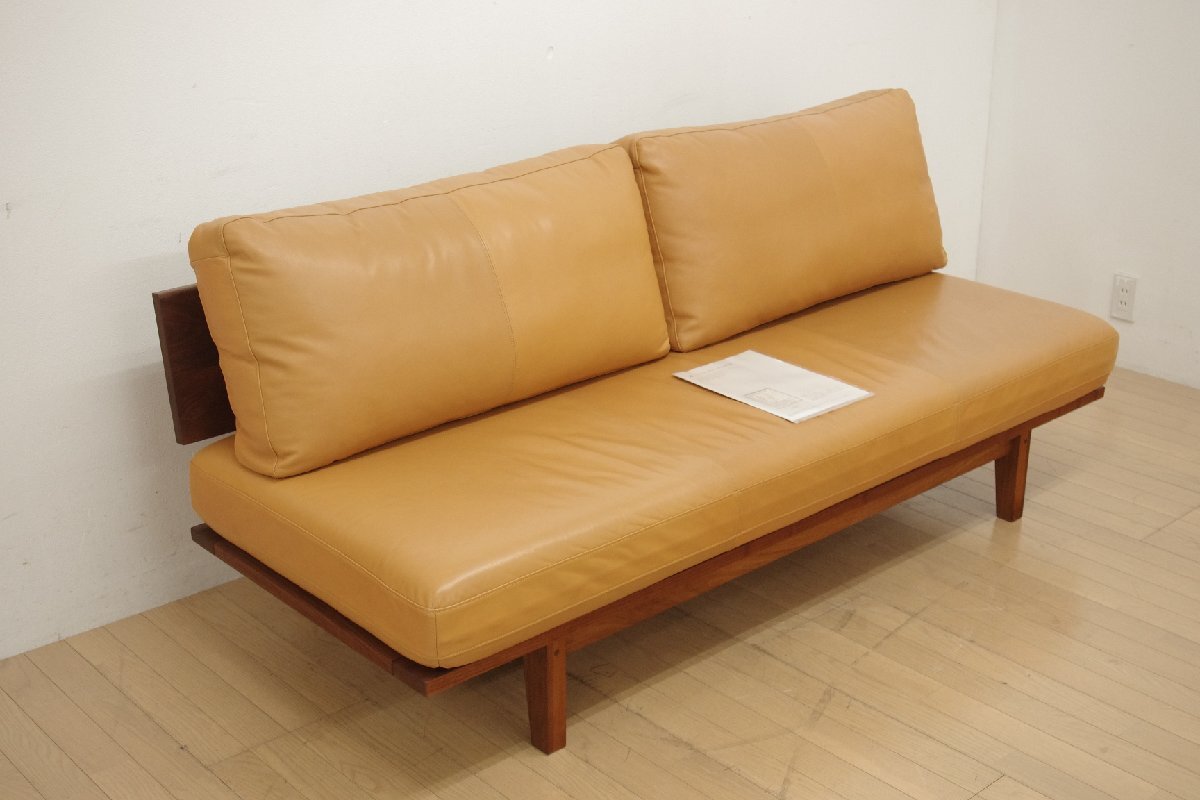 美品 アカセ木工 マスターウォール RITZ リッツ 3人掛けソファ ウォールナット 本革 キャメル リビング ダイニング ベンチ 新品58万