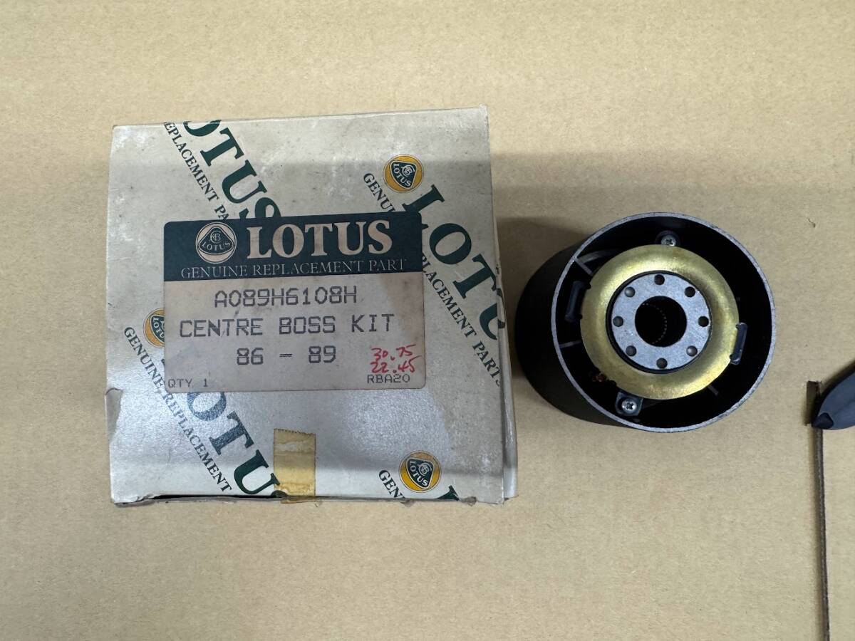 【未使用/デッドストック】LOTUS ロータス CENTRE BOSS KIT 86-89 7-3