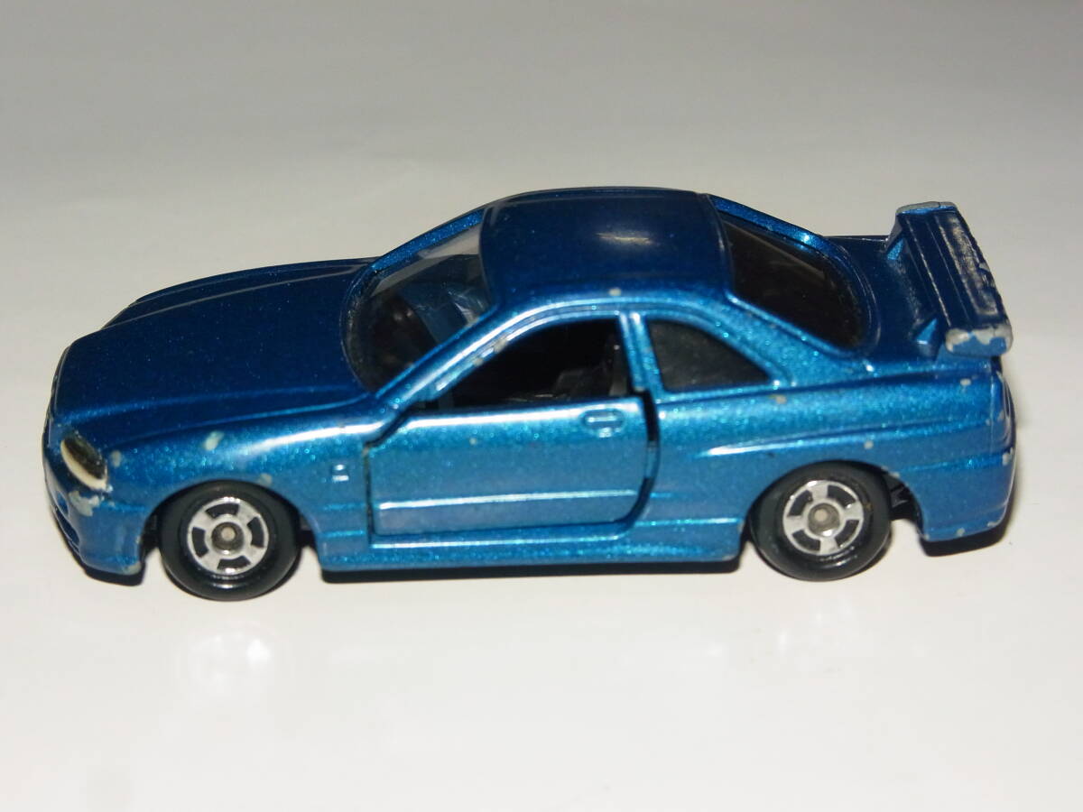 トミカ　20　NISSAN　SKYLINE　2000　TURBO　GT-R　R34