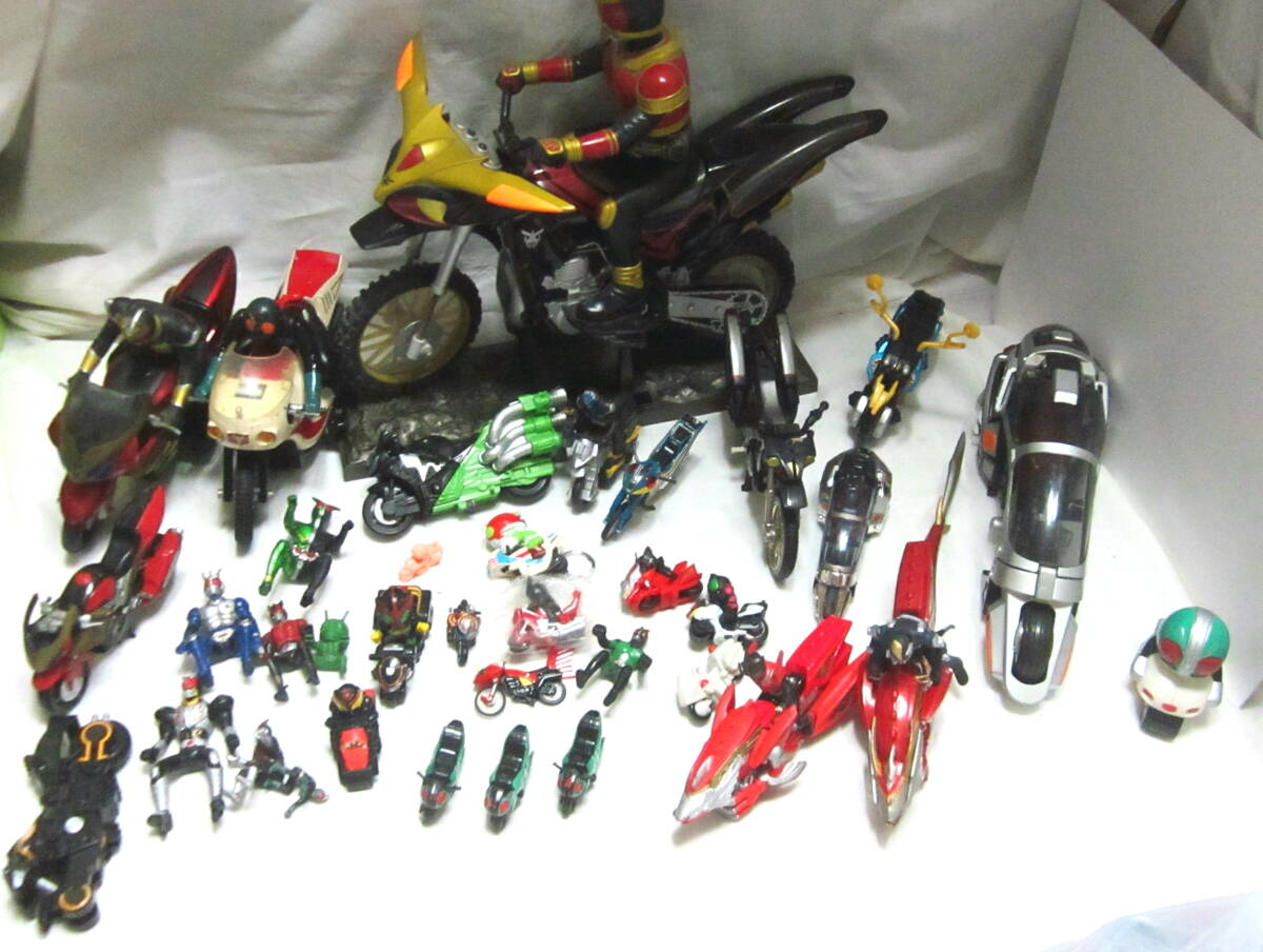 仮面ライダー　Ｒ/Ｃバイク　３台　色々なバイク　フィギュア　大量　超合金あり