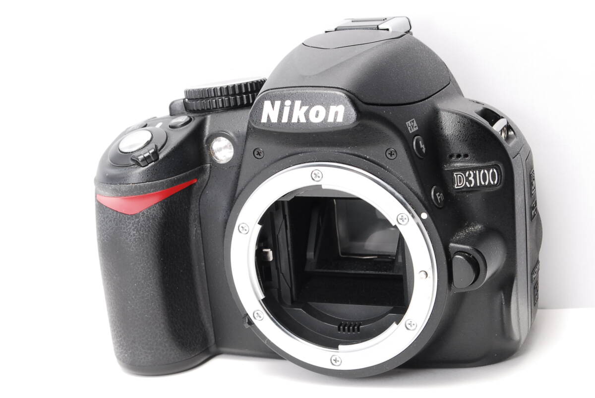 〓シャッター回数8499回　非常に綺麗〓ニコン Nikon D3100