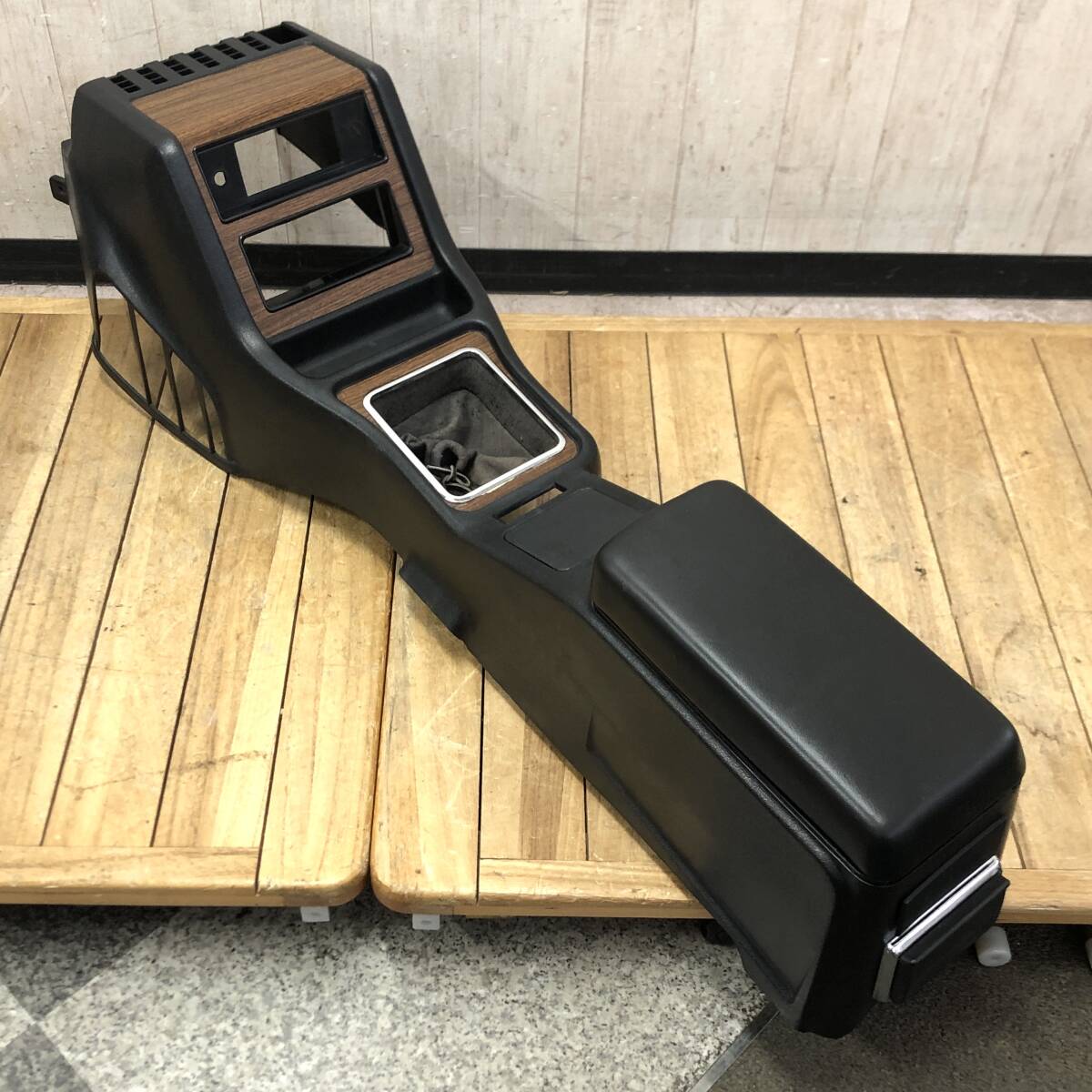 ＊日産 スカイライン 2000GT KGC110 センター コンソールボックス 内装 パーツ ハコスカ ケンメリ 旧車 当時物 木目調 SKYLINE