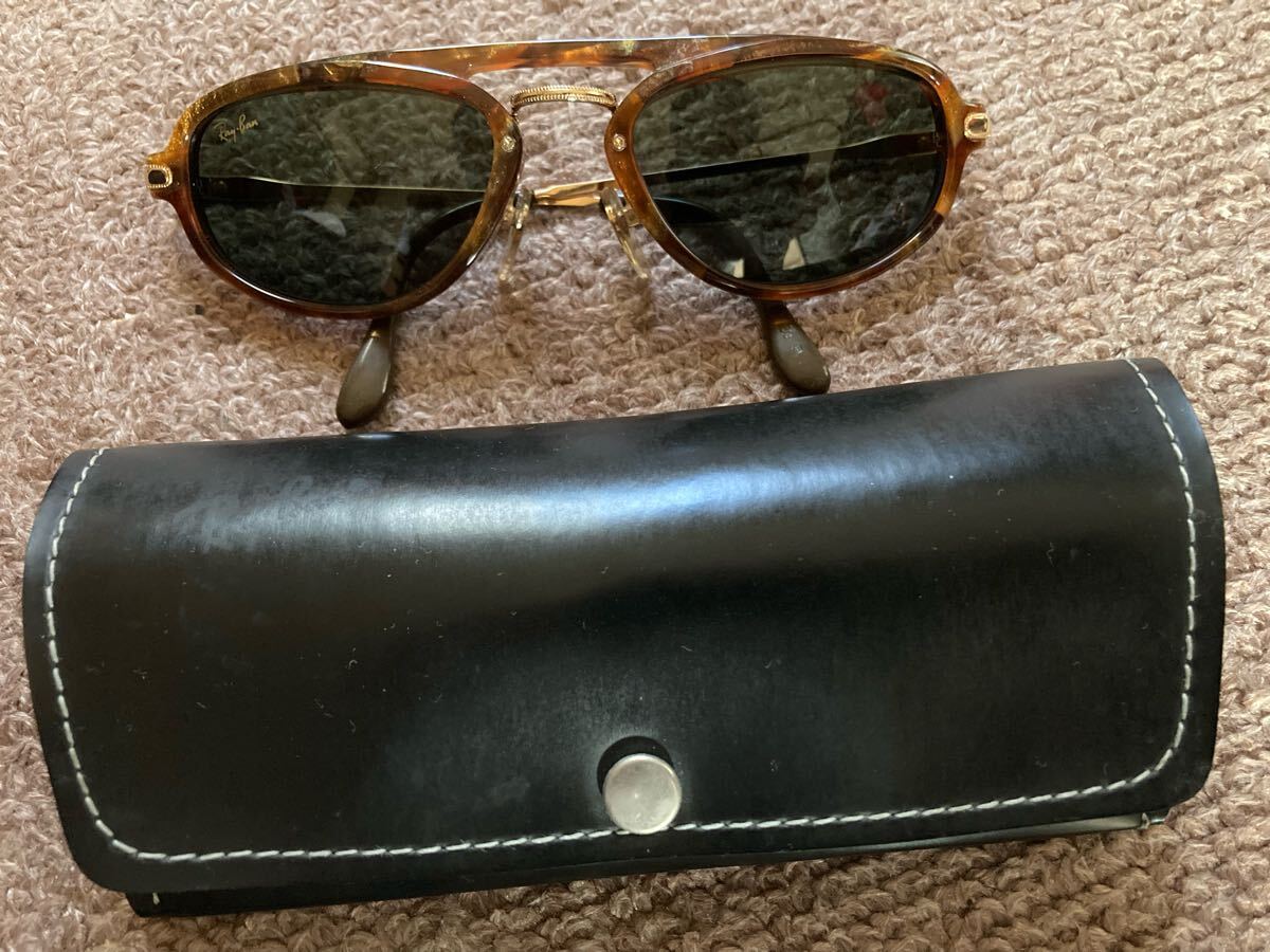 レア！Ray-Banビンテージサングラス CLEVELAND サイズ5320 廃版トラディショナルシリーズ レアなRay-Banロゴ入りケース付き！BL砂打ち