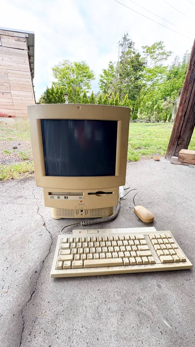 Macintosh LC520 Performa クラシックマック 当時もの 超貴重 AppleKeyBord2/AppleMause2 M0487 M2076 付属 起動未確認 静岡東部発