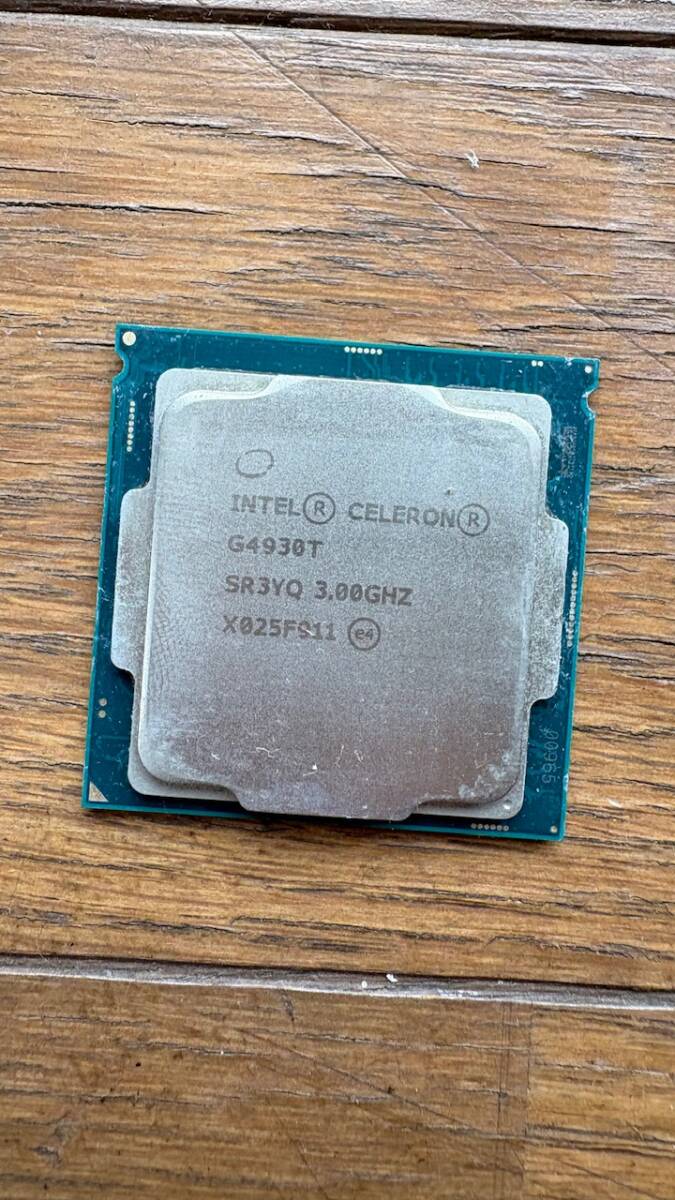 中古CPU CELERON G4930T SR3YQ サーバー機より取り外し LGA1151 第9世代 Coffee Lake Refresh