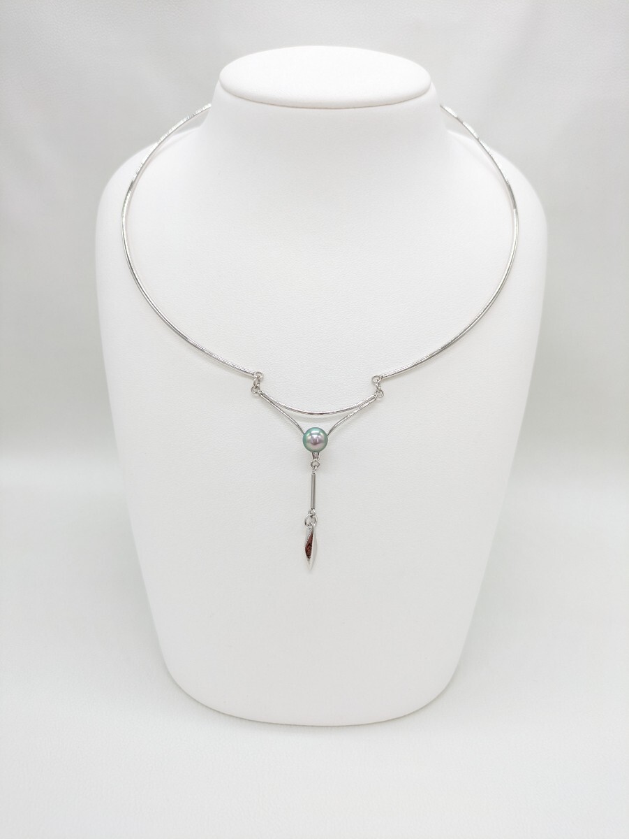 あこや真珠　黒真珠　デザインパールペンダント　7.5mm　パーティ　普段遣い　田中真珠