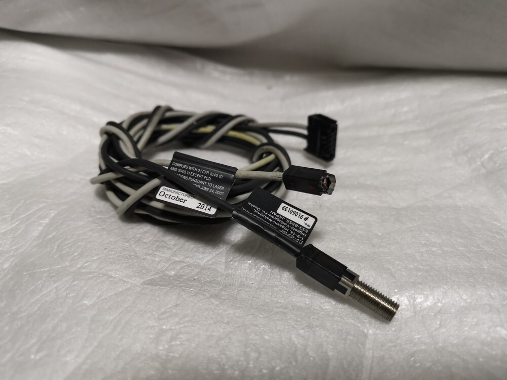 ★中古★ Keyence LV-S71R 小型透過型 レーザセンサ