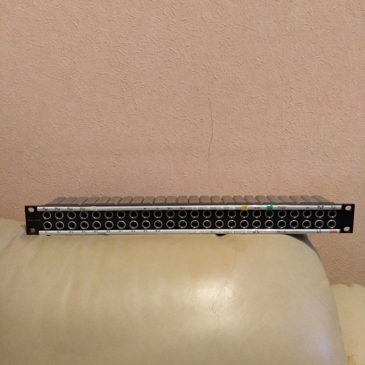 CANARE DUAL VIDEO JACK VK2-W 未チェック