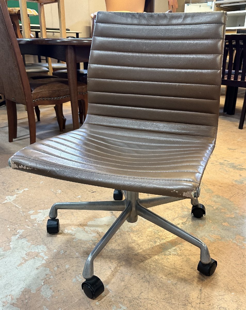 used 90S ハーマンミラー Eames イームズ アルミナムチェア Aluminum Chair 静岡県裾野市