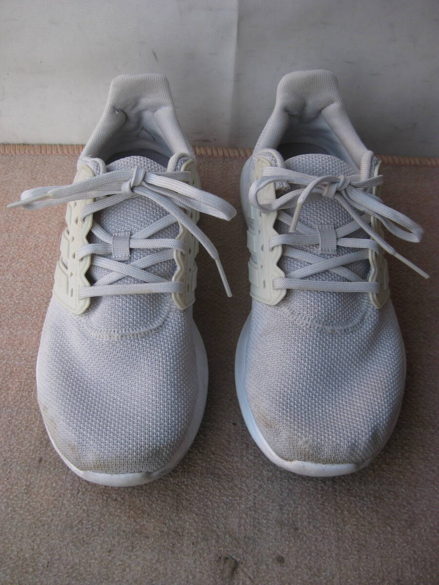 ★adidas 　ランニングシューズ　　 B43698 　　グレー色　　２５.5cm　　美品