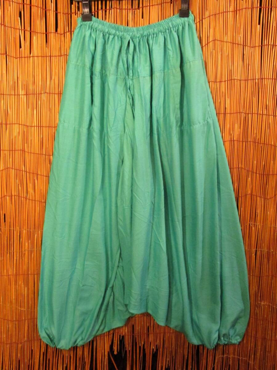 【送料込み／ＳＡＬＥ】新品 男女兼用 レーヨン素材 ふんわり サルエルパンツ タイパンツ エスニック アジアン ダンス ヨガ MAJAM