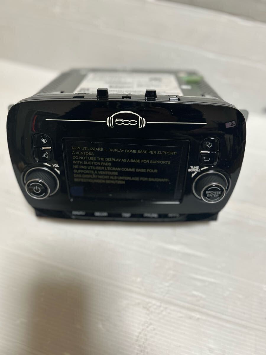 フィアット500純正カー オーディオた