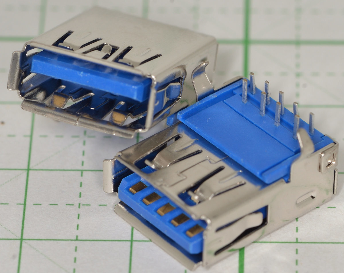 USB 3.0 コネクタ メス 100個セット