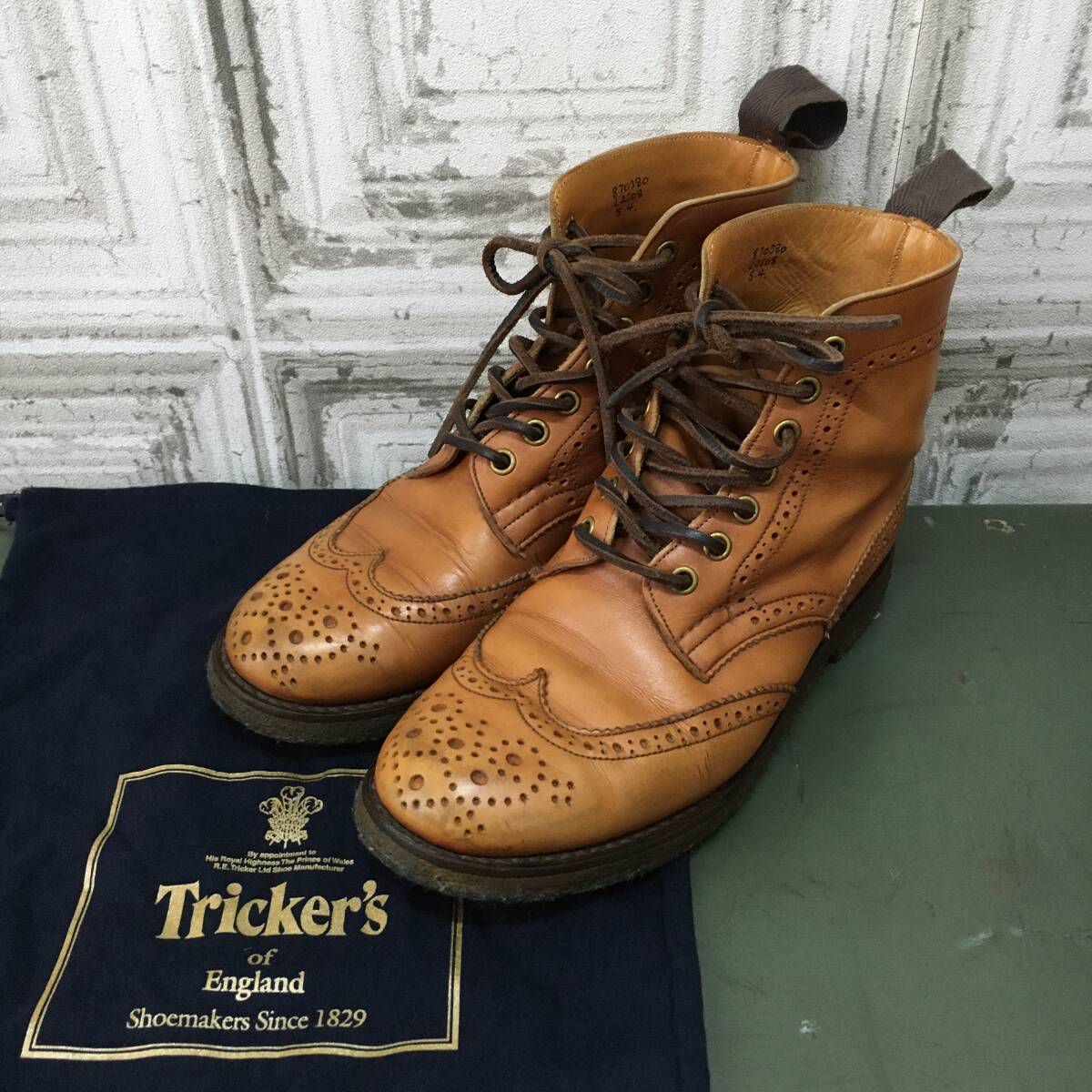 イングランド製　Tricker's　トリッカーズ　靴　USED　12204