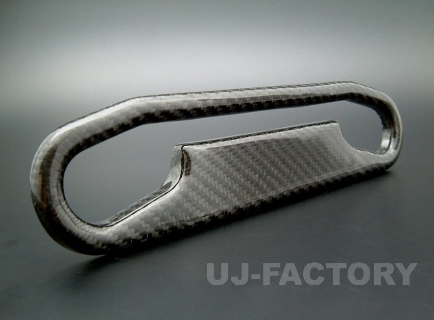 【即納！】★RECARO(レカロ)SR-3用★綾織・本物カーボン（リアルカーボン） ベルトホールカバー