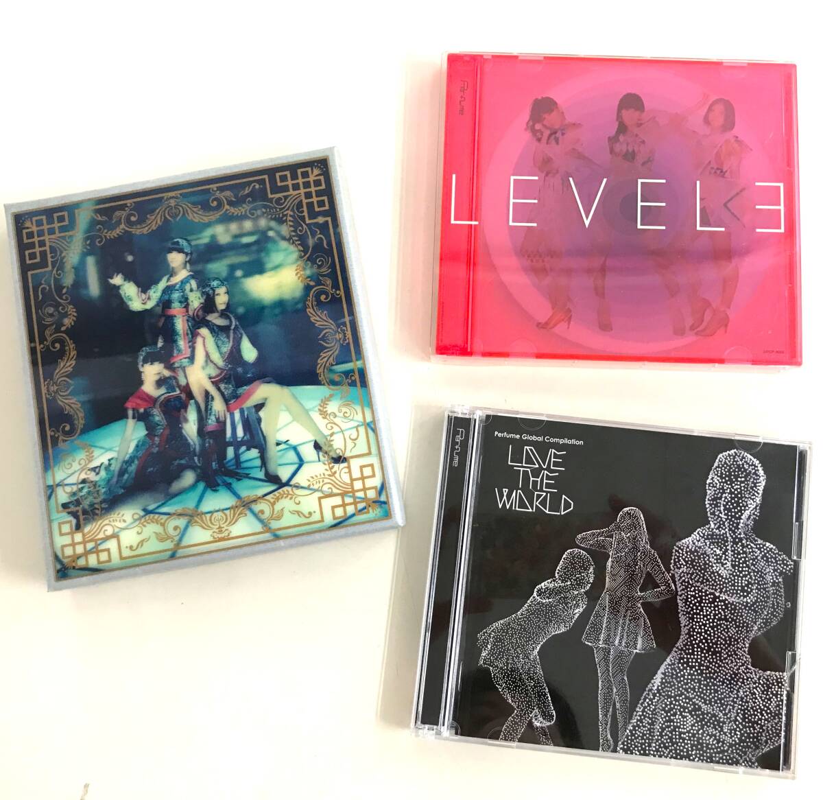 CD DVD Perfume パヒューム パフューム まとめ売り 3枚 LOVE THE WORLD TKCA-73840 Cling Cling UPCP-9007 LEVEL3 UPCP-9005 邦楽 J-POP