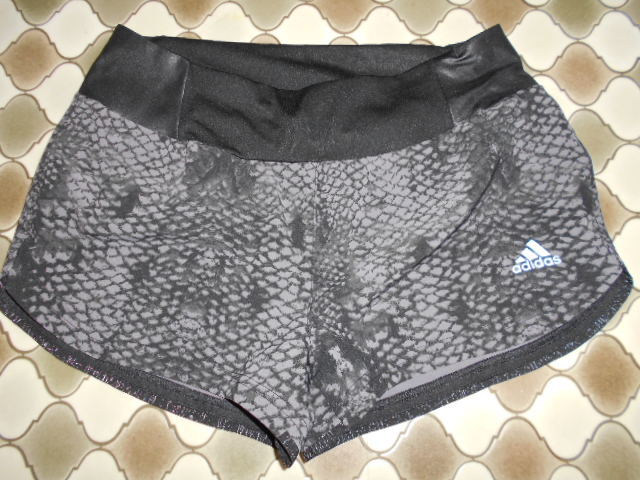 ADIDAS SUPER NOVA　CLIMALITEアディダス　スーパーノヴァ　ランニングショーツ　ショートパンツ　短パン　フィットネス黒パープル模様S