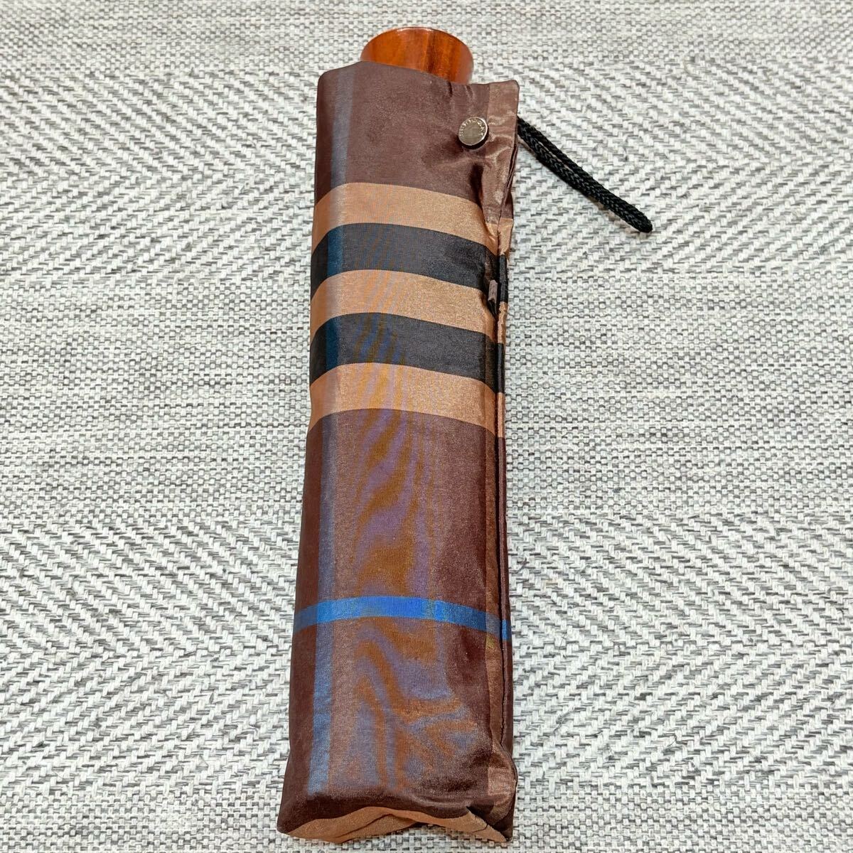 BURBERRY バーバリー　ノバチェック　ダークカラー　紳士　メンズ用　晴雨兼用折りたたみ傘