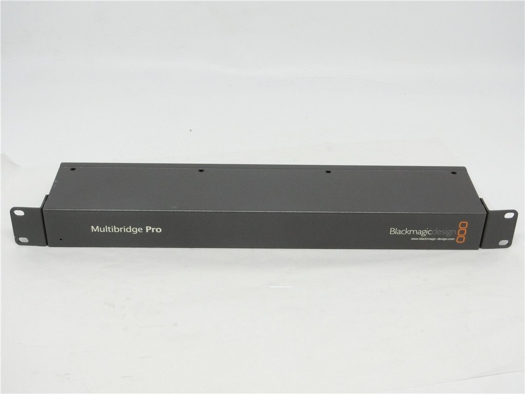 中古品　【Multibridge Pro 】 Blackmagic design PCI Express取り込み外付け再生ソリューション　動作不明　ジャンク品