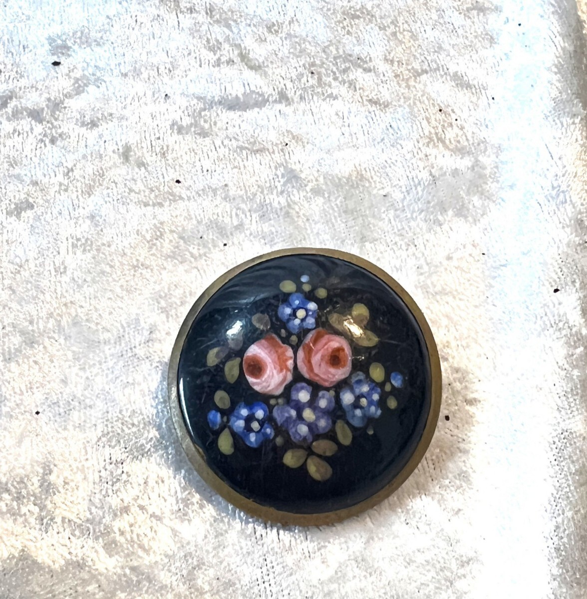 【アクセサリー】陶板のブローチ 花束のデザイン 手描き イギリス コスチュームジュエリー おしゃれアイテム 骨董品 アンティーク