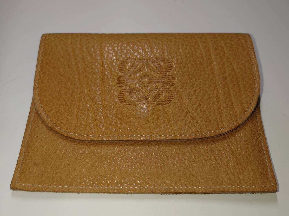 ★美品!! ロエベ LOEWE レザー 型押し ポーチ ミニポーチ コインケース 小物入れ ベージュ ブラウン キャメル★