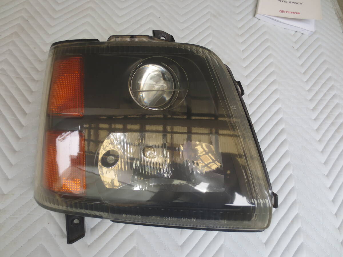 スズキワゴンR　ＬＡ－ＭＣ22Ｓ　純正右ヘッドランプ HCHR-103　KOITO　100-32611　R　